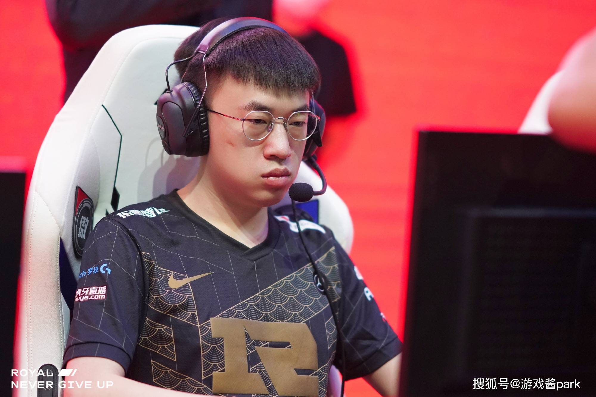 WBG横扫RNG,Xiaohu单局斩获MVP鏖战多局八强赛,强势挺进下一轮 WBG横扫RNG,Xiaohu单局斩获MVP鏖战多局八强赛,强势挺进下一轮