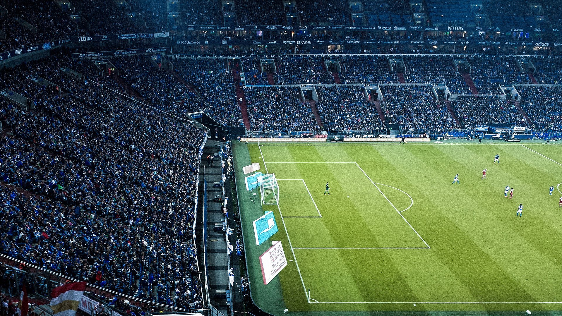 头球轰炸+倒钩破门!卢卡库用史诗级数据宣告,我才是争冠夜的主宰者