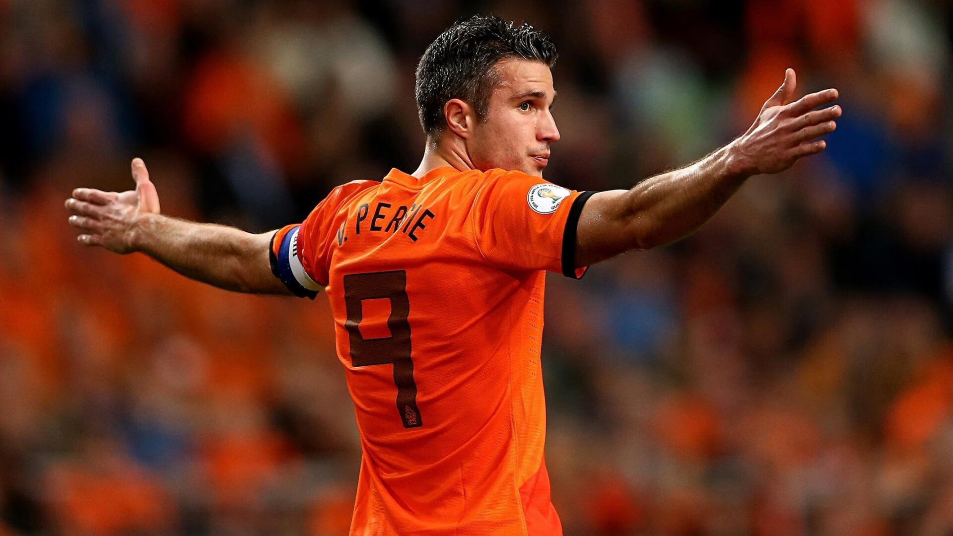 纪录之夜！克瓦拉茨赫利亚创助攻新高，拜仁闪电战击溃加拿大展豪门底蕴