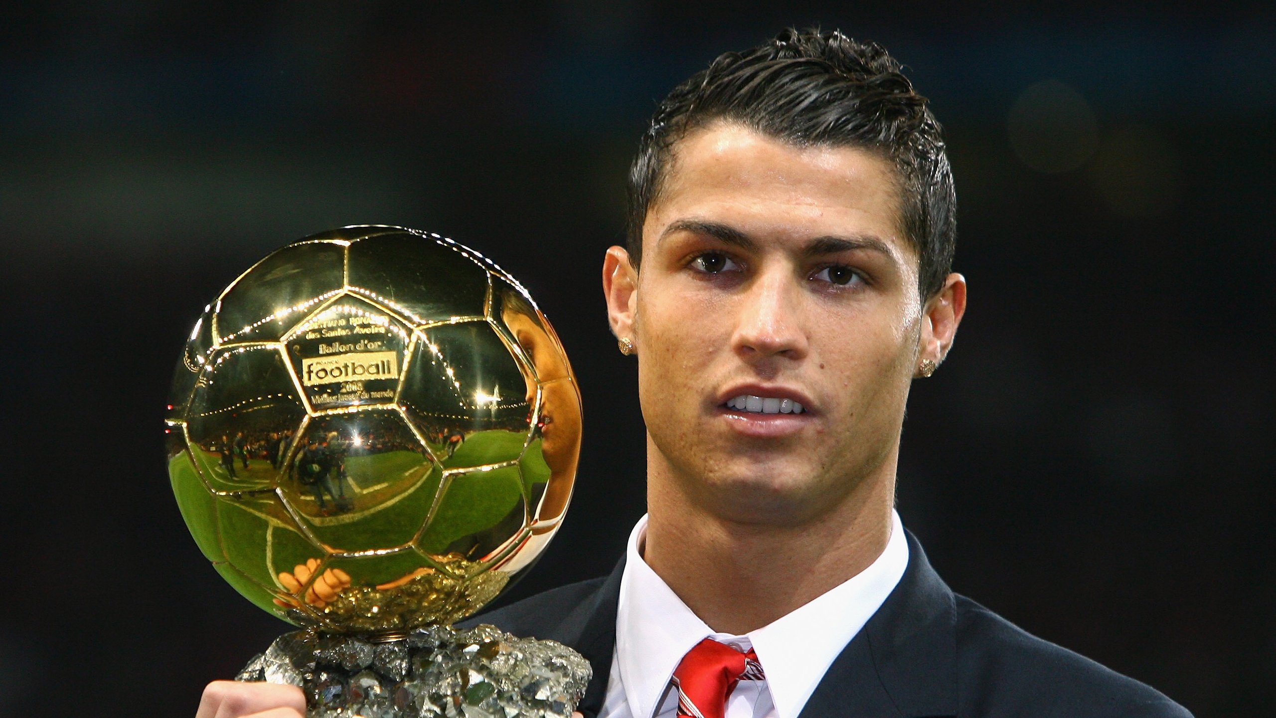 锋线神话再临!伊萨克一锤定音锁定年度焦点之战